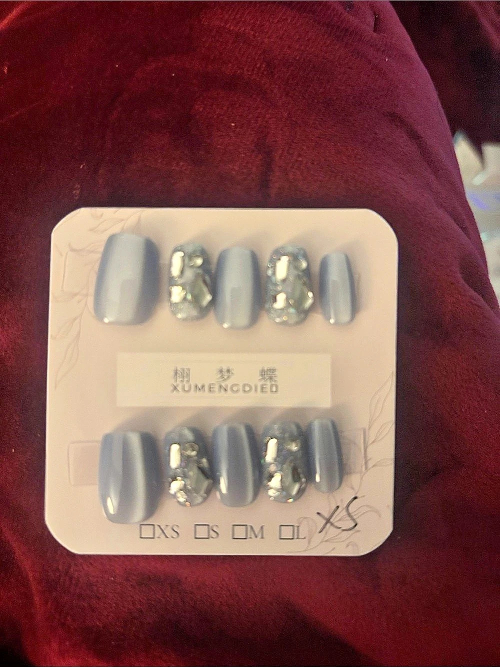 XUMENGDIED Gray & Silver Press-On Nails
